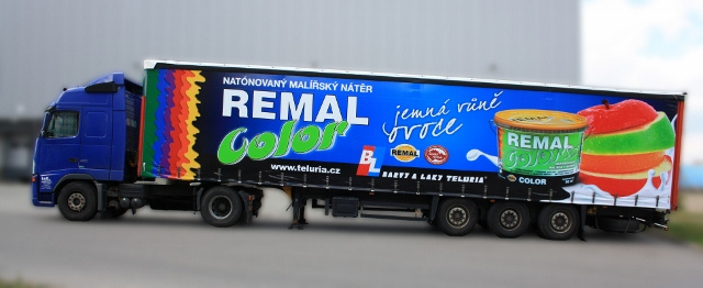 BARVY A LAKY vyrazily na cesty