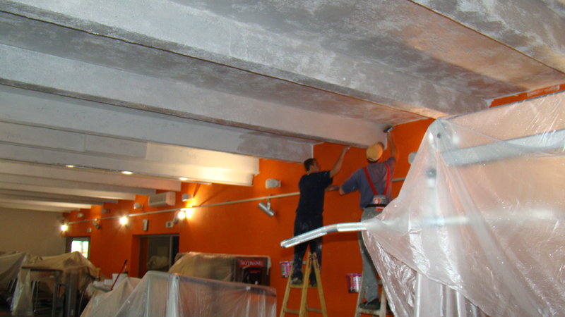 Aplikace malířských barev REMAL EFEKT ve FITCENTRU AURA ve Frenštátě p. Radhoštěm