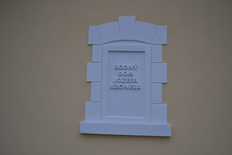 Rekostrukce rodného domu herce Josefa Krónera