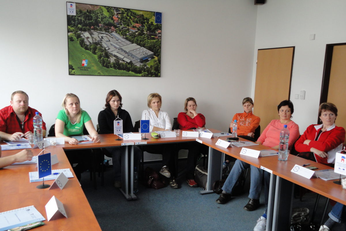 Realizace vzdělávacích kurzů a adaptability zaměstnanců ve společnosti TELURIA, s.r.o.