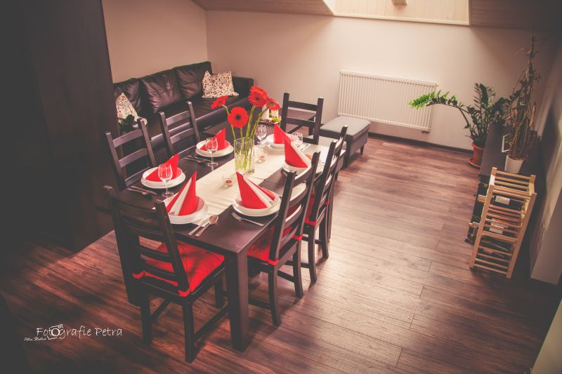 Ochranný nátěr podlahy v apartmánech