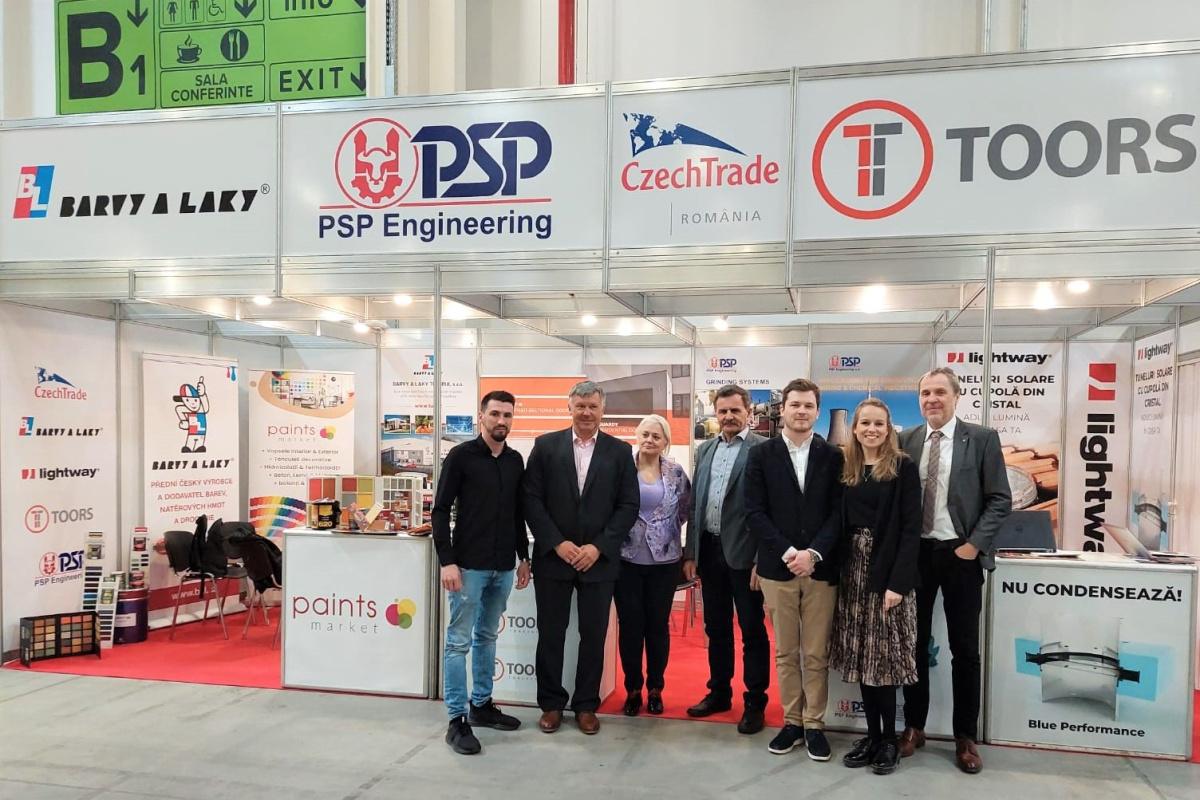 BARVY A LAKY TELURIA vystavovaly v Rumunsku