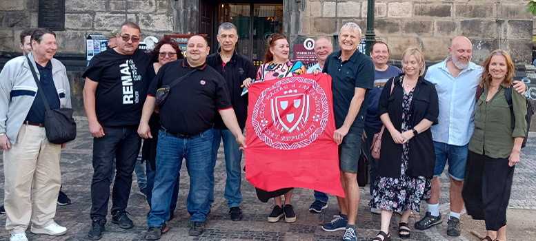 Mistři cechu na věž!