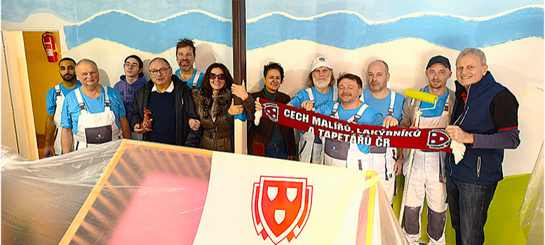 Fachmani s Cechem malířů v SKP HOPO vymalovali dětem REMALEM