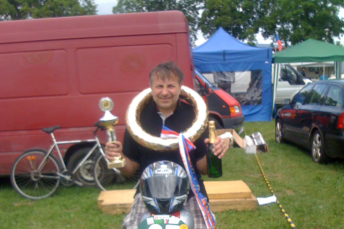 Motorka "v našich barvách" vyhrála Mistrovství ČR v Jičíně