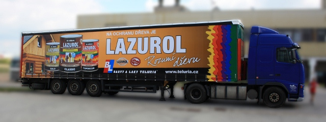 BARVY A LAKY vyrazily na cesty