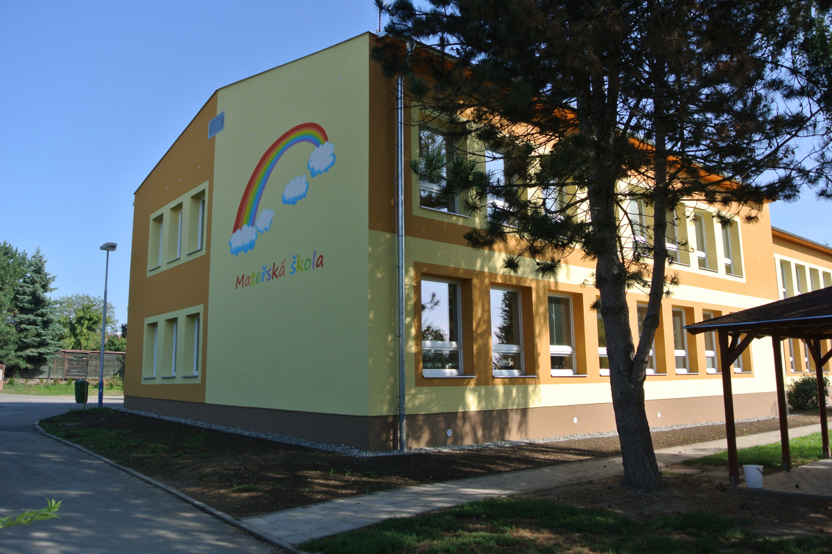 Rekonstrukce fasády budovy Mateřské školy v Kvasicích