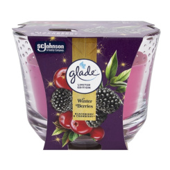 Glade Winter Berries vonná svíčka ve skle 204 g