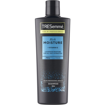 TRESemmé Rich Moisture hydratační šampon na vlasy s vitaminem E, 400 ml