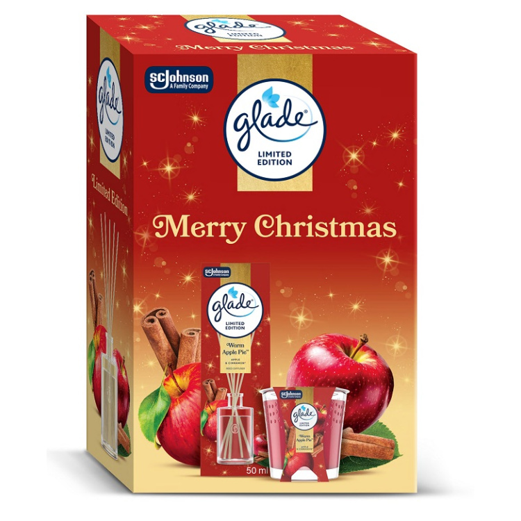 Glade Merry Christmas Warm Apple Pie jablko a skočice vonné tyčinky a vonná svíčka 50 ml + 112 g, dárková sada