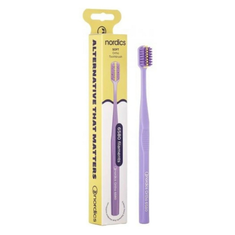 Nordics Premium Ortho Soft zubní kartáček ortodontický měkký 6580, fialový 1 kus