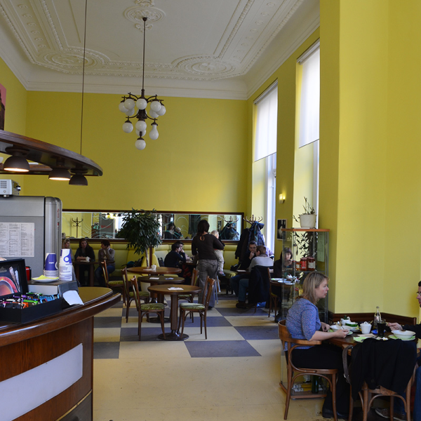 CAFFE  RESTAURANT TIVOLI – rekonstrukce uměleckých interiérů architektonické památky v kouzelné části města Brna