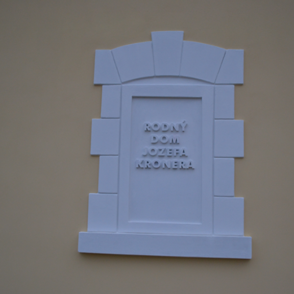Rekostrukce rodného domu herce Josefa Krónera