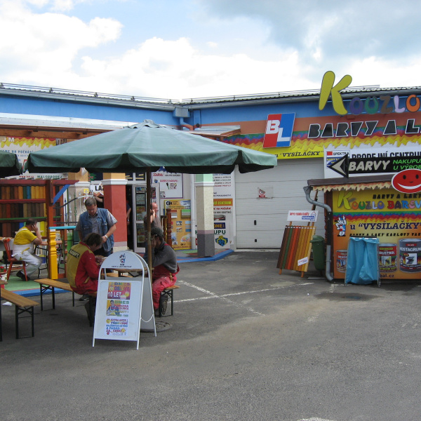 KOUZLO BAREV KARLOVY VARY slaví desáté narozeniny