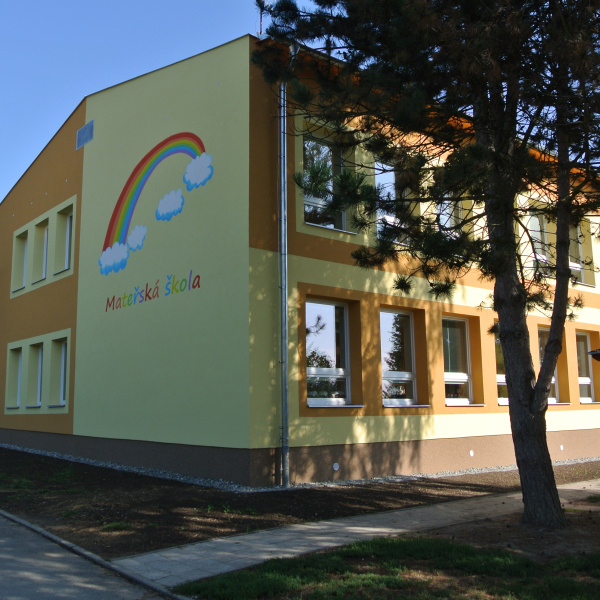 Rekonstrukce fasády budovy Mateřské školy v Kvasicích