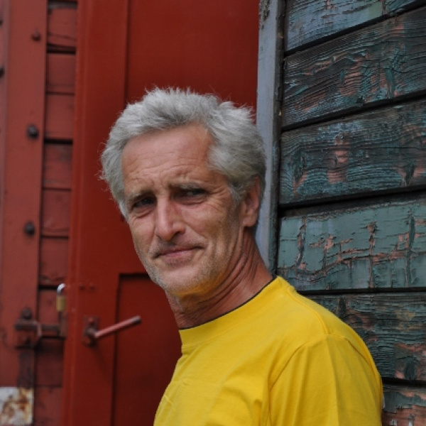 Rozhovor s Tomášem Hanákem VYPRÁVĚNÍ o projektu ZASTÁVKA NIŽBOR